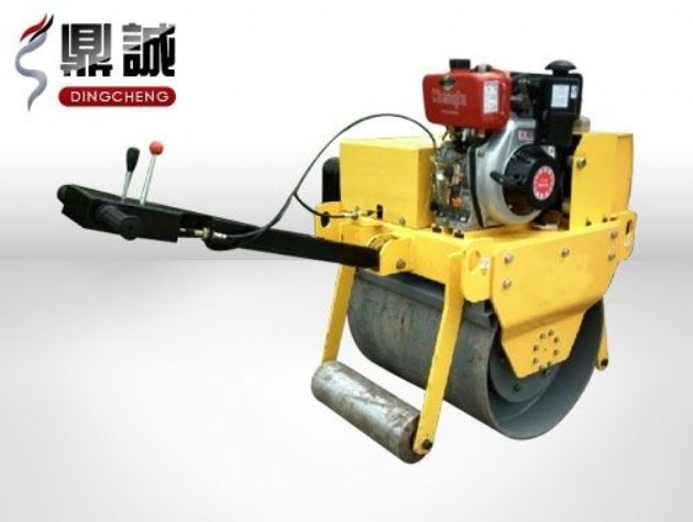 點(diǎn)擊查看詳細(xì)信息<br>標(biāo)題：重型手扶式單鋼輪壓路機(jī) 閱讀次數(shù)：12778