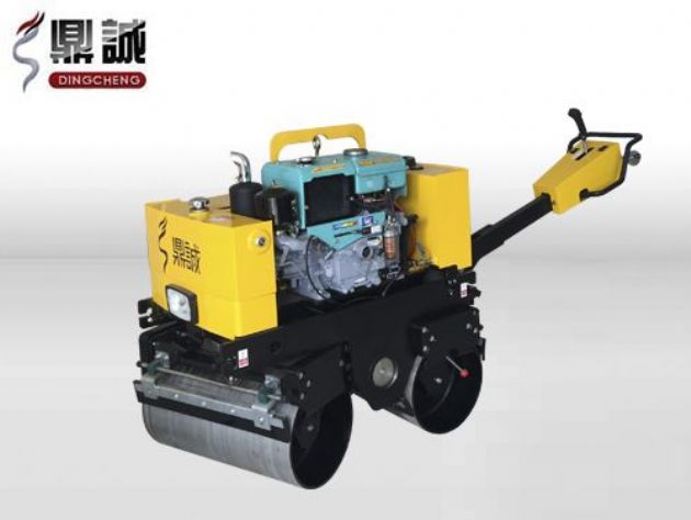 點(diǎn)擊查看詳細(xì)信息<br>標(biāo)題：DC-840-I全液壓手扶雙鋼輪壓路機(jī) 閱讀次數(shù)：13985