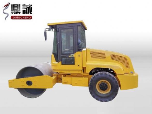 點(diǎn)擊查看詳細(xì)信息<br>標(biāo)題：6噸單鋼輪振動(dòng)壓路機(jī) 閱讀次數(shù)：12835