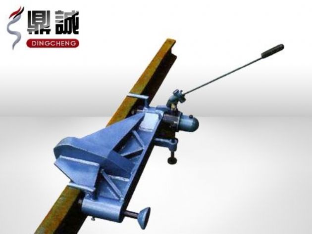 點擊查看詳細(xì)信息<br>標(biāo)題：水平液壓彎軌機 閱讀次數(shù)：4515