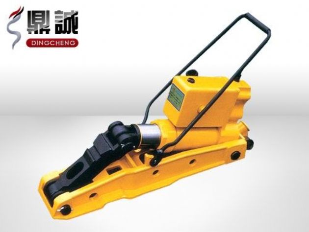 點(diǎn)擊查看詳細(xì)信息<br>標(biāo)題：液壓起撥道機(jī) 閱讀次數(shù)：4069
