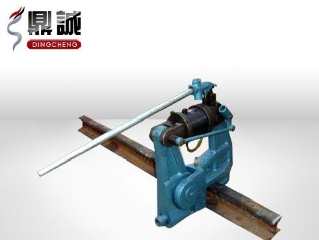 點擊查看詳細信息<br>標題：液壓鋼軌擠孔機 閱讀次數(shù)：4260