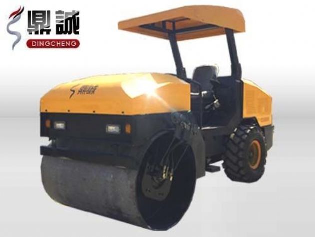 點(diǎn)擊查看詳細(xì)信息<br>標(biāo)題：4噸單鋼輪振動(dòng)壓路機(jī) 閱讀次數(shù)：13006